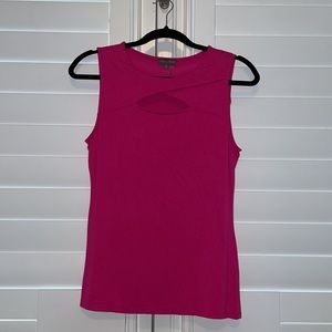Vince Camuto Keyhole Front Fuschia Top, Size Small